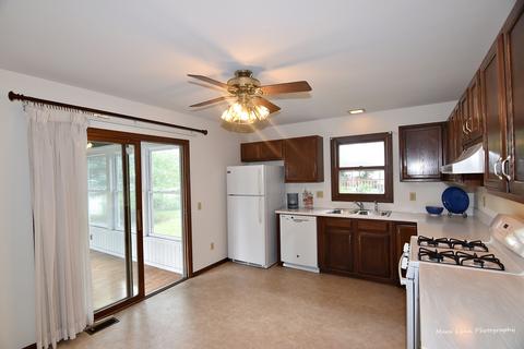 1110 Emerald Dr, Aurora, IL 60506 photo 6