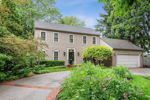596 Cedar St, Winnetka, IL 60093 photo 1