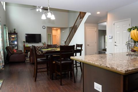 227 Norway Dr, Bartlett, IL 60103 photo 8