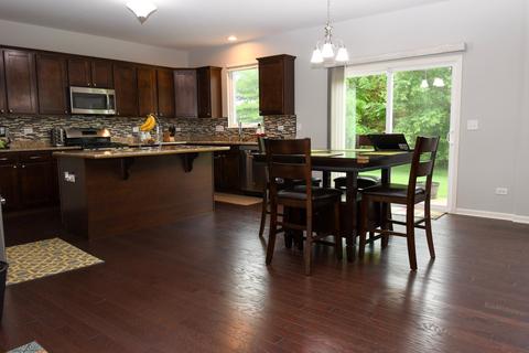 227 Norway Dr, Bartlett, IL 60103 photo 9
