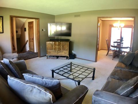 1020 Oakcrest Dr, Rantoul, IL 61866 photo 7