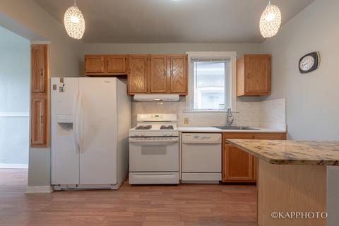6116 S Artesian Ave, Chicago, IL 60629 photo 9