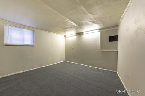 6116 S Artesian Ave, Chicago, IL 60629 photo 19