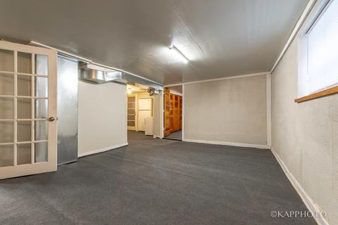 6116 S Artesian Ave, Chicago, IL 60629 photo 18