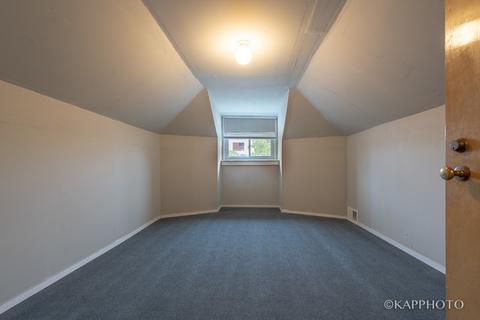 6116 S Artesian Ave, Chicago, IL 60629 photo 17
