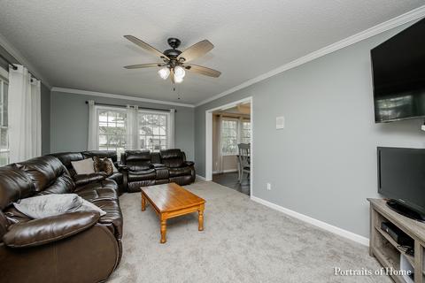102 Crest View Ct, Minooka, IL 60447 photo 9