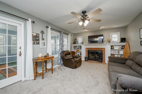 102 Crest View Ct, Minooka, IL 60447 photo 10