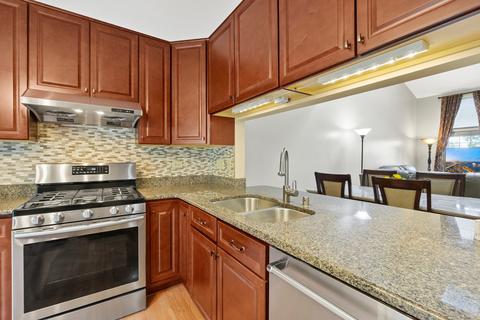 4571 Burnham Dr, Hoffman Estates, IL 60192 photo 5