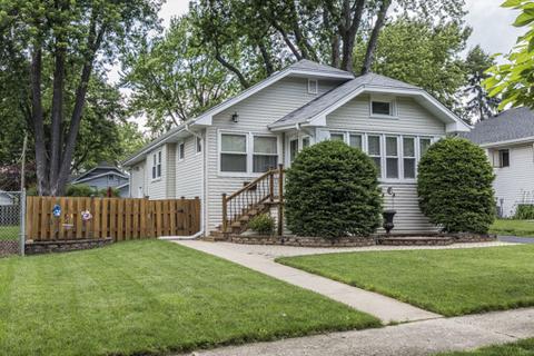 112 N Berteau Ave, Bartlett, IL 60103 photo 2