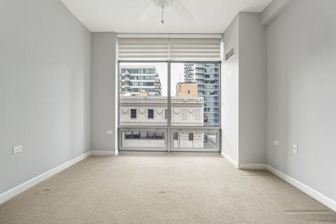 100 E 14th St #810, Chicago, IL 60605 photo 9