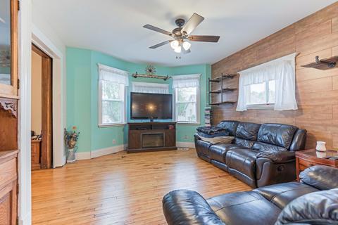 106 E Main St, Downs, IL 61736 photo 12