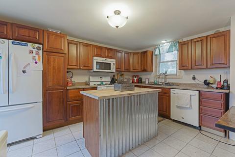 106 E Main St, Downs, IL 61736 photo 4