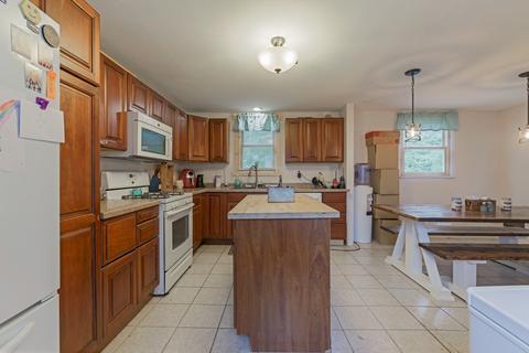 106 E Main St, Downs, IL 61736 photo 5