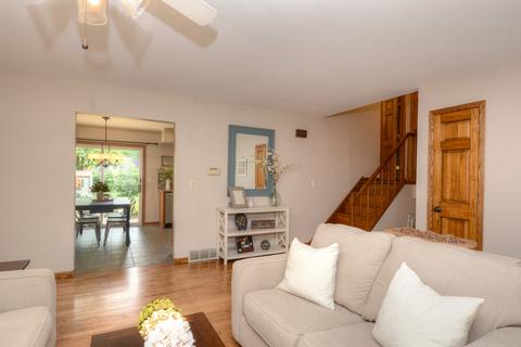 2000 Murcer Ln, Elgin, IL 60123 photo 5