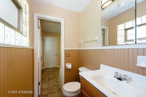 1911 Shepherd Dr, Des Plaines, IL 60018 photo 11