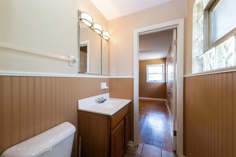 1911 Shepherd Dr, Des Plaines, IL 60018 photo 10