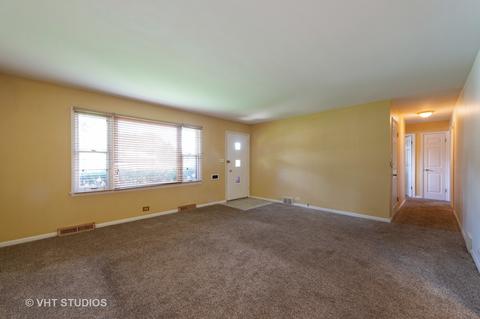 1911 Shepherd Dr, Des Plaines, IL 60018 photo 4