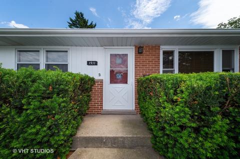 1911 Shepherd Dr, Des Plaines, IL 60018 photo 2
