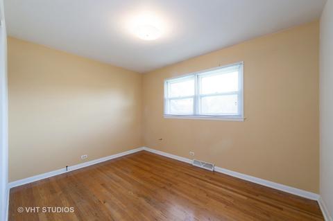 1911 Shepherd Dr, Des Plaines, IL 60018 photo 13