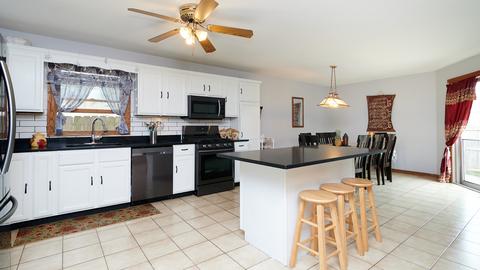 7731 Lorel Ave, Burbank, IL 60459 photo 5