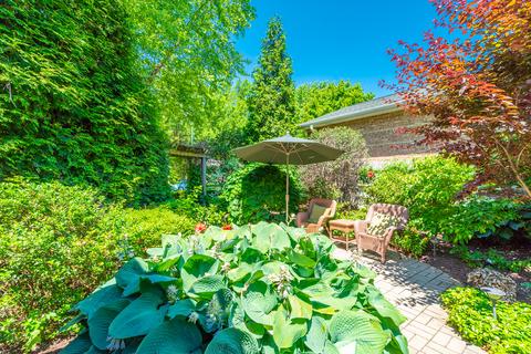 10819 S Artesian Ave, Chicago, IL 60655 photo 24