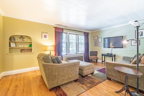 10819 S Artesian Ave, Chicago, IL 60655 photo 4