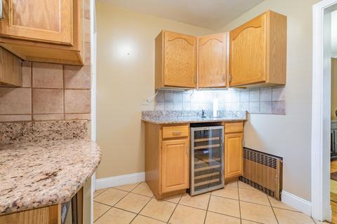 10819 S Artesian Ave, Chicago, IL 60655 photo 9