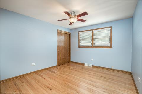 7726 Mcvicker Ave, Burbank, IL 60459 photo 13