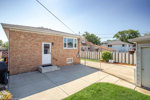 7726 Mcvicker Ave, Burbank, IL 60459 photo 4