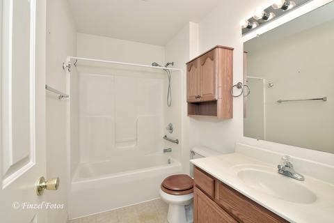 3145 Cypress Ct, Mchenry, IL 60051 photo 13