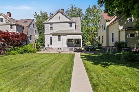 1012 N Evans St, Bloomington, IL 61701 photo 2
