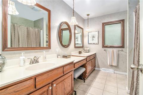 32 Greenridge Rd, Elgin, IL 60120 photo 20