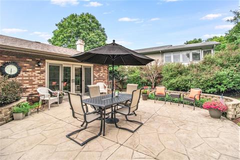 32 Greenridge Rd, Elgin, IL 60120 photo 4