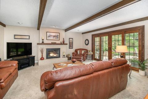 32 Greenridge Rd, Elgin, IL 60120 photo 12