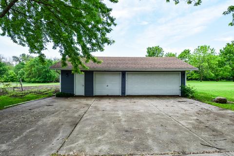 17115 S Lily Cache Rd, Plainfield, IL 60586 photo 3