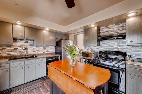 1465 Meyer Rd, Hoffman Estates, IL 60169 photo 10
