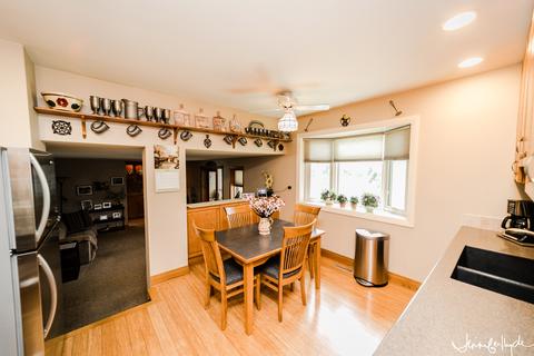 415 Michael Ct, Des Plaines, IL 60016 photo 6