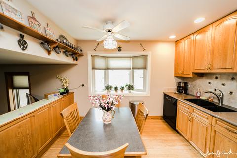 415 Michael Ct, Des Plaines, IL 60016 photo 4