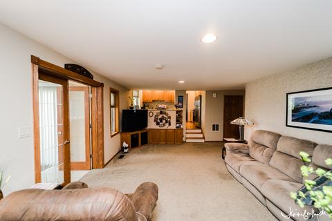 415 Michael Ct, Des Plaines, IL 60016 photo 15