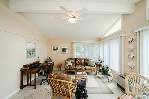415 Michael Ct, Des Plaines, IL 60016 photo 18