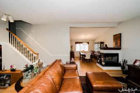 415 Michael Ct, Des Plaines, IL 60016 photo 10