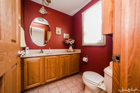 415 Michael Ct, Des Plaines, IL 60016 photo 16