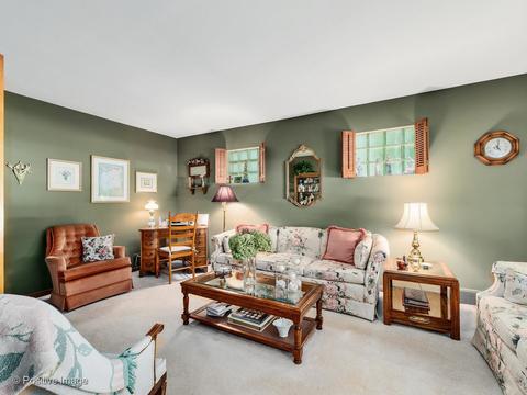 14749 Hamlin Ave, Midlothian, IL 60445 photo 3
