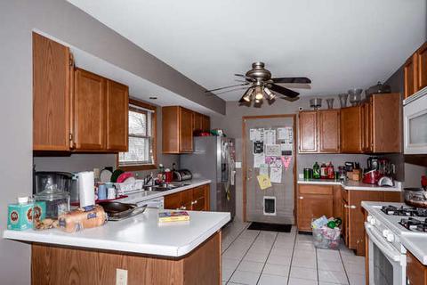 895 Red Oak Ave, Addison, IL 60101 photo 15