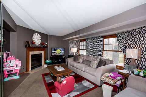 895 Red Oak Ave, Addison, IL 60101 photo 10