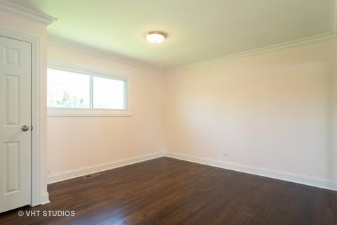 1450 Devonshire Ln, Hoffman Estates, IL 60169 photo 11