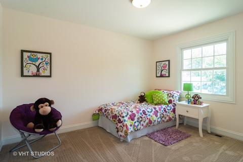 1450 Devonshire Ln, Hoffman Estates, IL 60169 photo 12