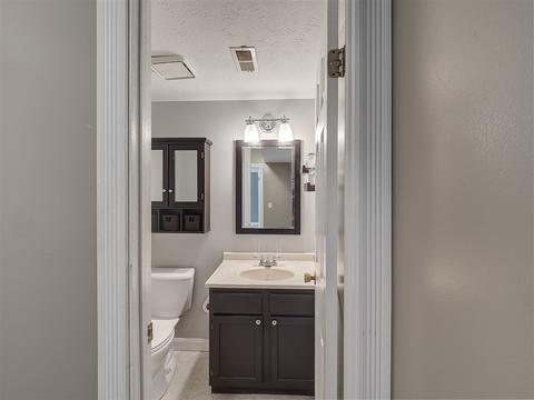 1566 Hunt Dr #C, Normal, IL 61761 photo 9