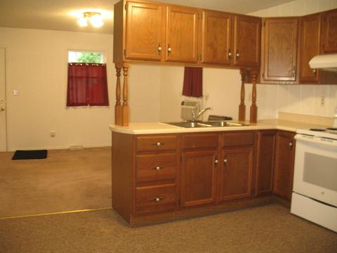 613 E North St, Clinton, IL 61727 photo 18