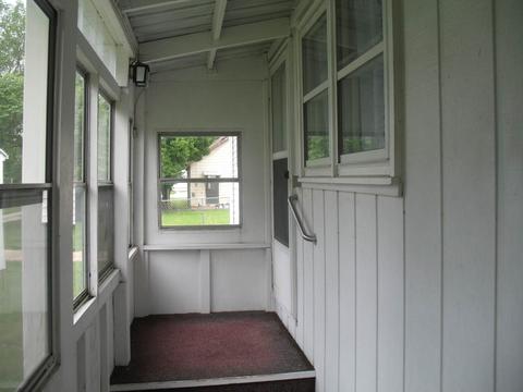 613 E North St, Clinton, IL 61727 photo 30